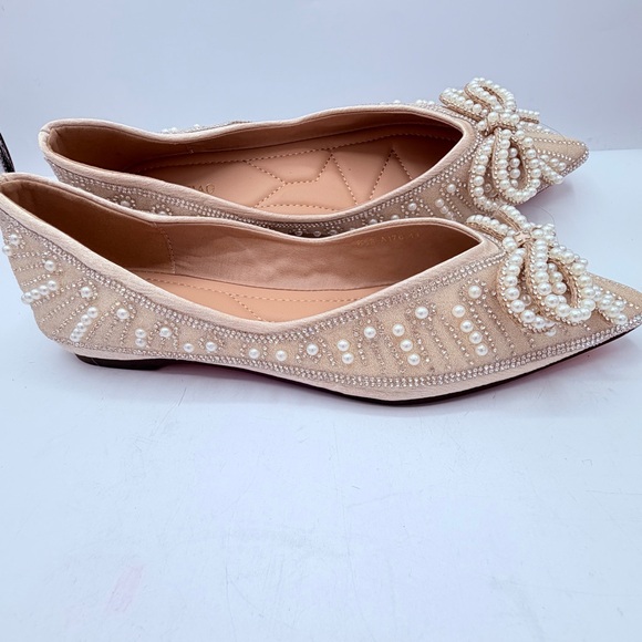 Women's Cream Pearl Embellished Flats - Picture 5 of 12